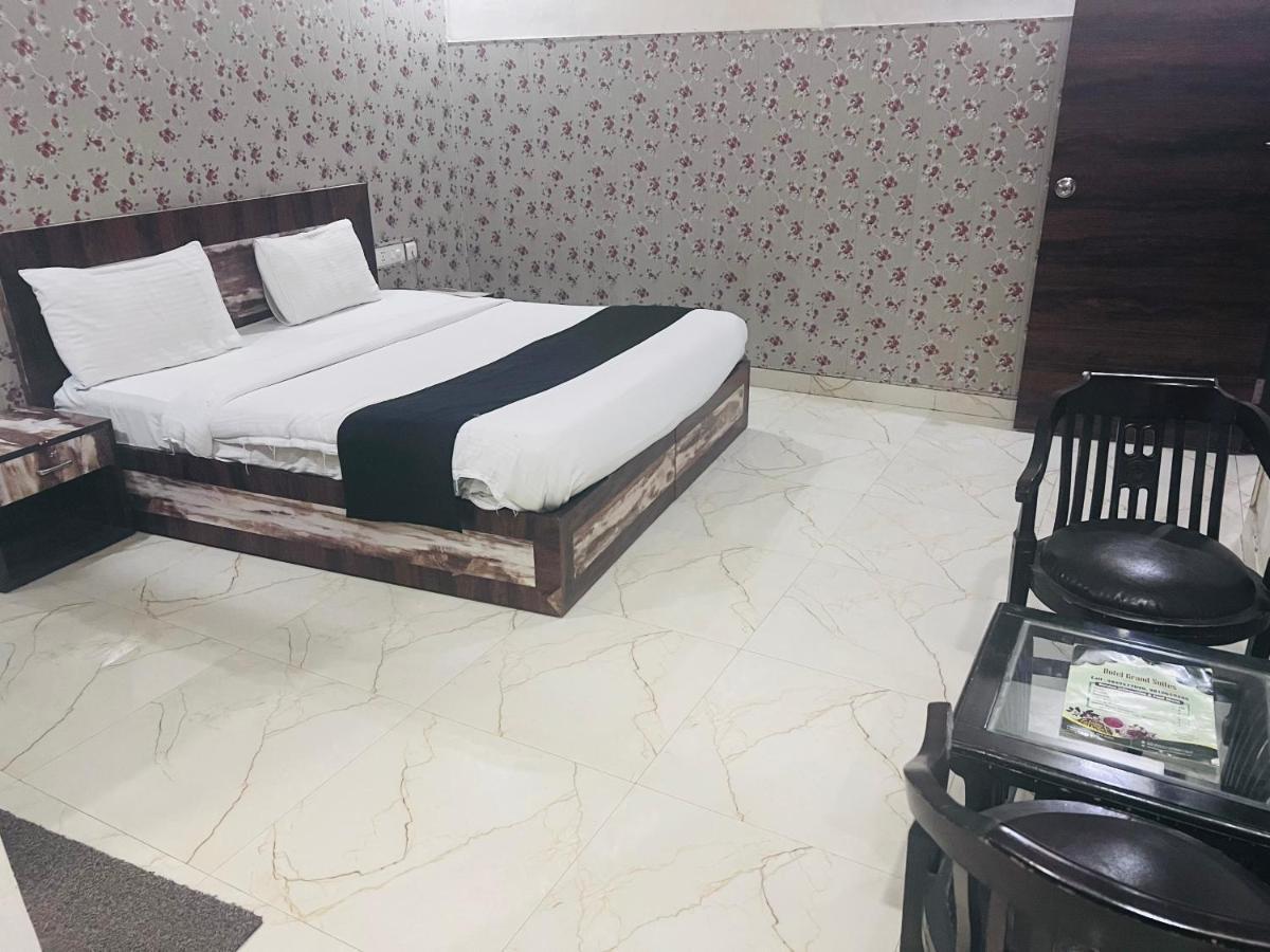Hotel Cozy Cave Delhi Aiport New Delhi Exterior photo